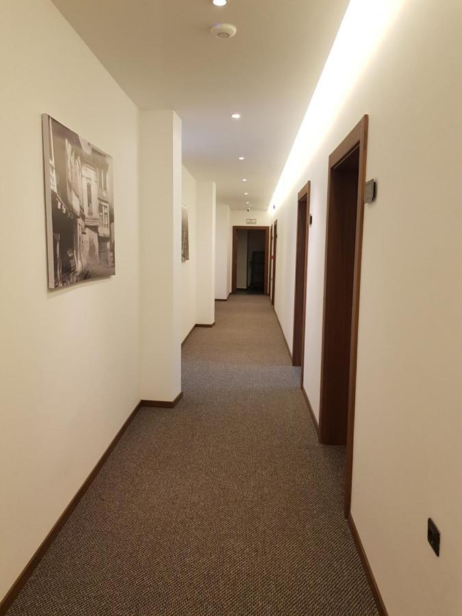 My Hotel Прізрен Екстер'єр фото